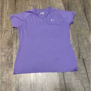 Under Armour Womens Large Purple V-Neck Short Sleeve Athletic Shirt HeatGear